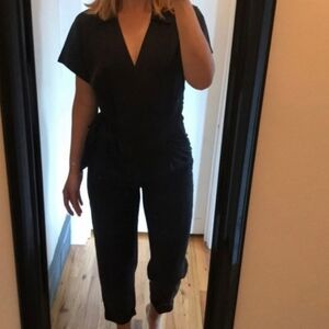 Banana Republic Black Womens Jumpsuit Sz 2